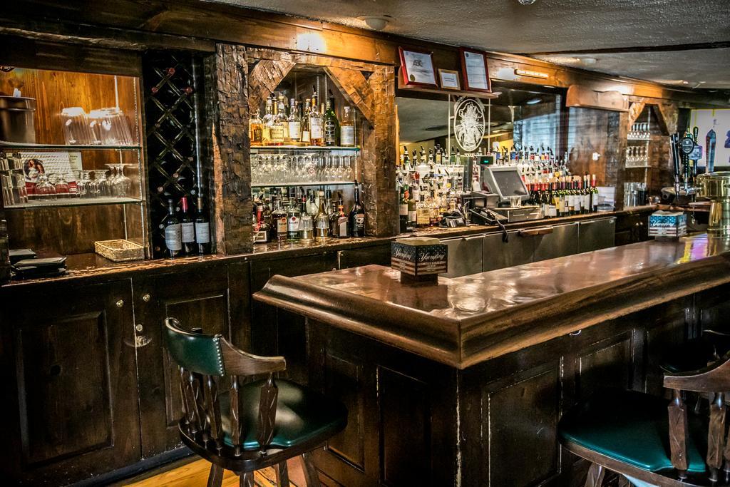 The Olde Mill Inn Basking Ridge Exterior foto